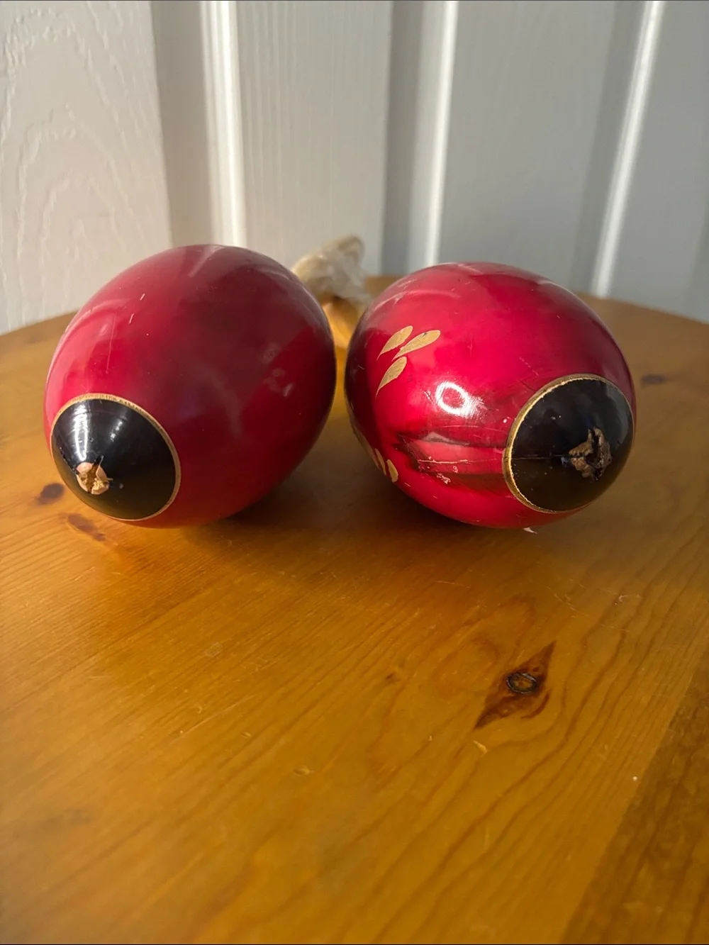 Pair of Magenta Wooden Maracas with Gold Accents